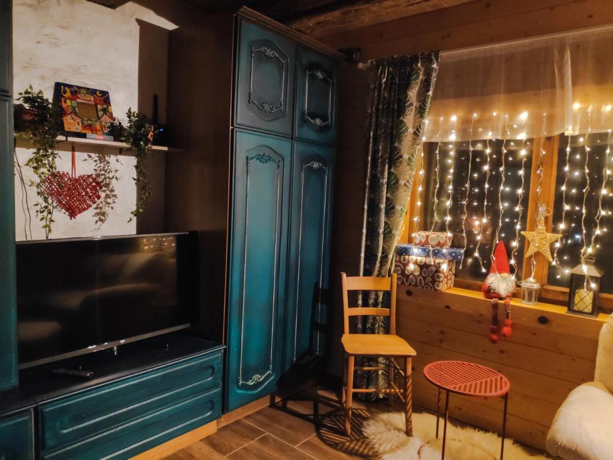 Apartment Art Village